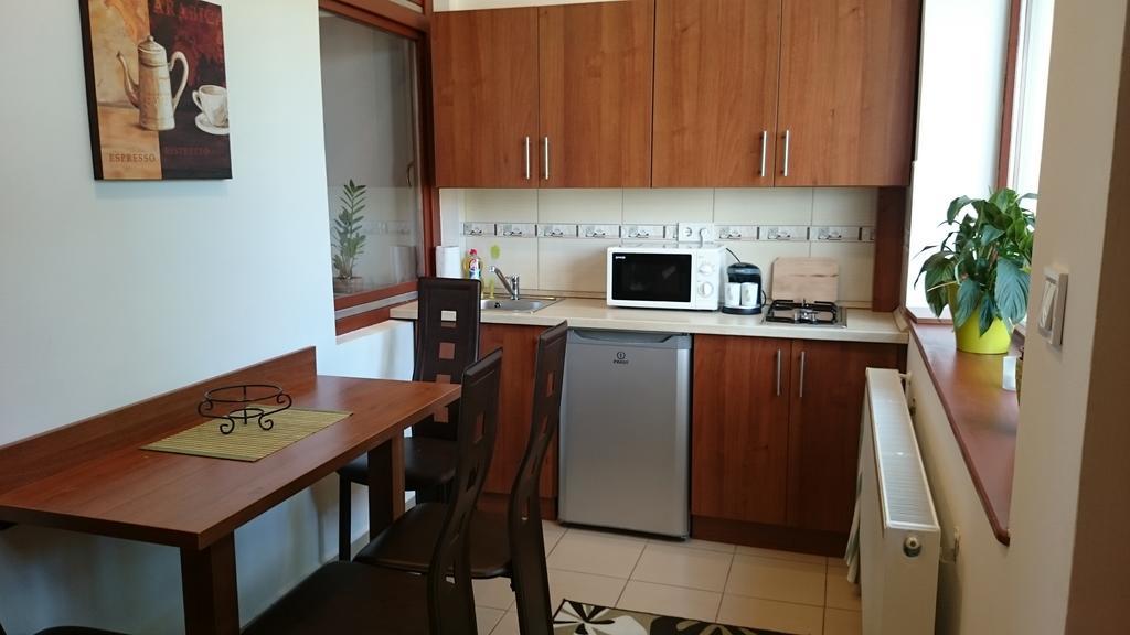 Diana Apartmanhaz Кестхей Екстер'єр фото