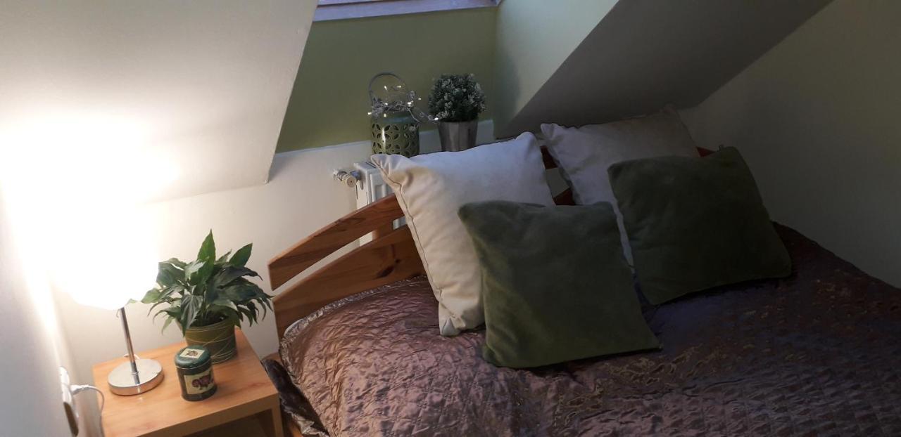 Diana Apartmanhaz Кестхей Екстер'єр фото