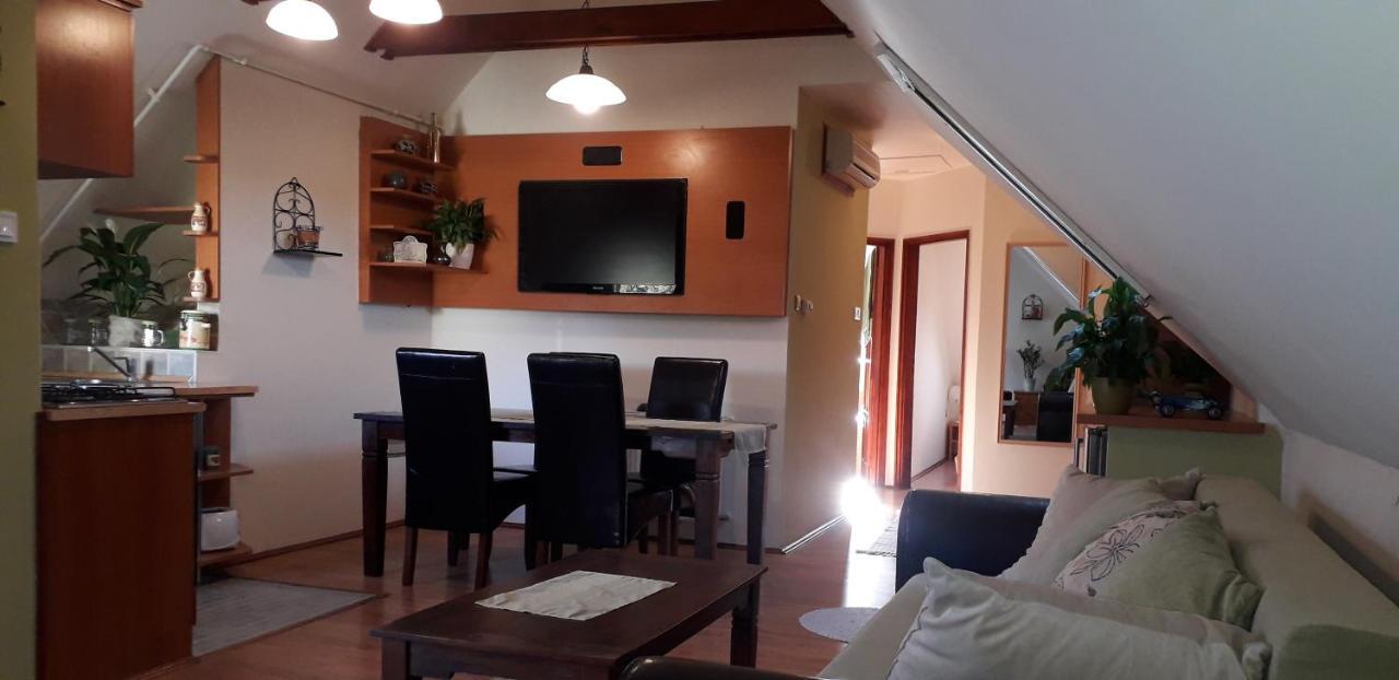 Diana Apartmanhaz Кестхей Екстер'єр фото